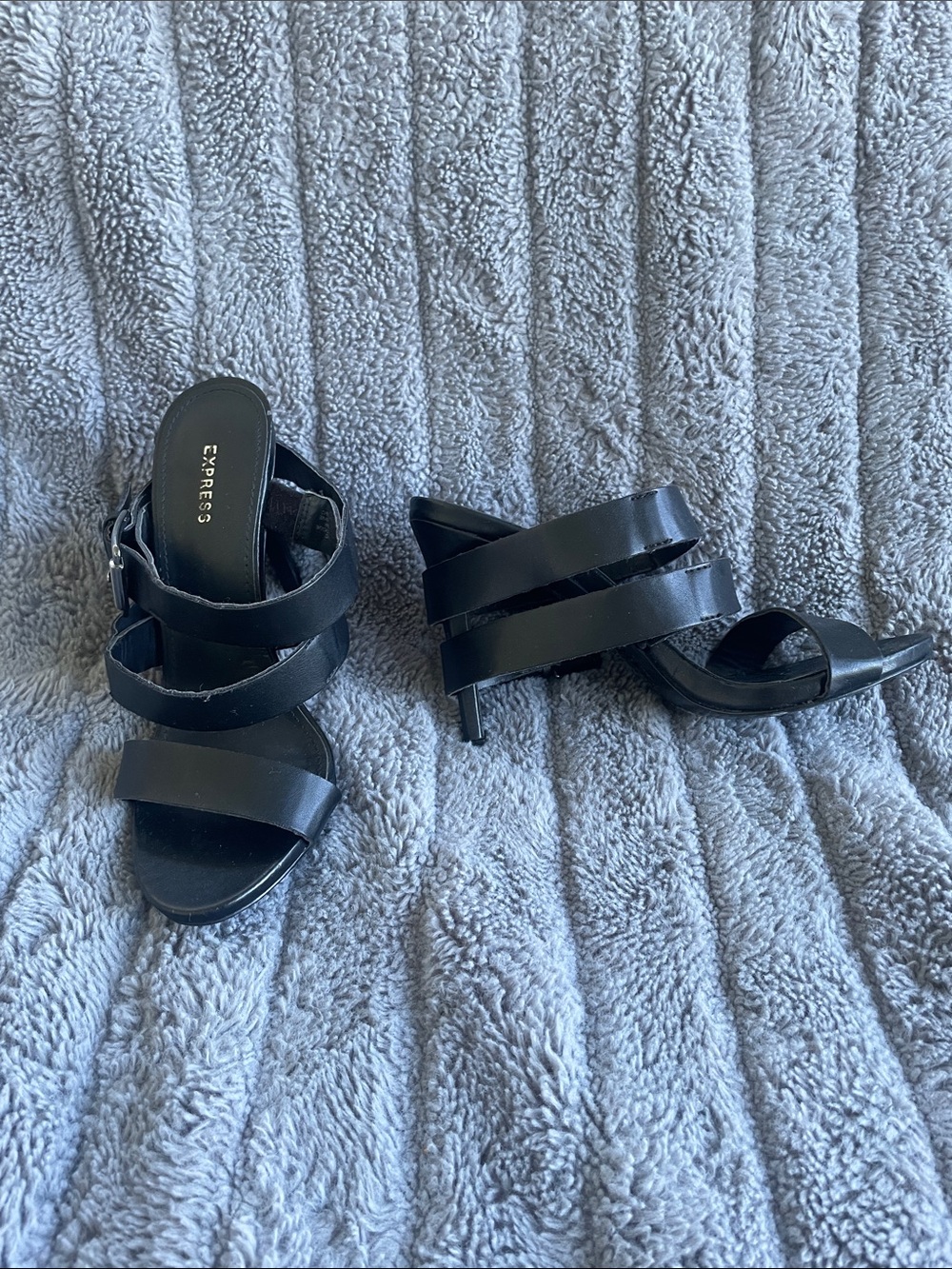 Express Black Strappy Mid-Heel Sandals